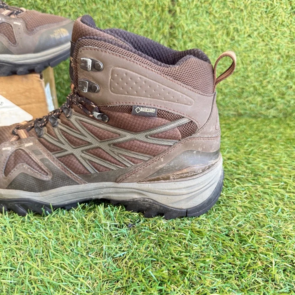 The North Face Hiking Boots Mens 10 Ultra Fastpack III Mid gore tex Waterproof